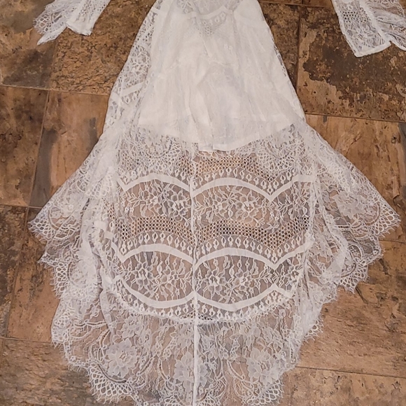 NEW RUFFLE TRIM BACKLESS HI-LO LACE DRESS - Picture 10 of 10